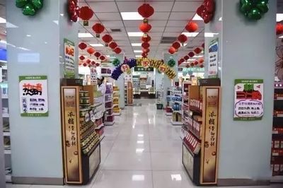 直擊春節(jié)期間藥店賣場(chǎng)的布置,好的門店陳列會(huì)!說!話!