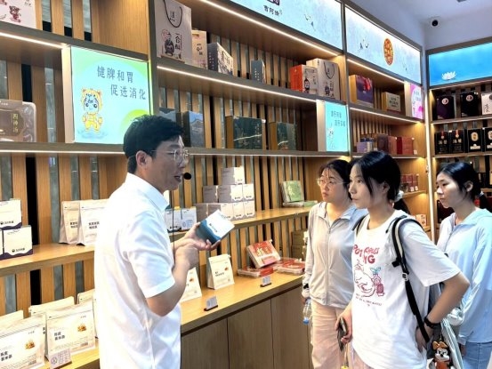 傳承非遺文化，探訪五禽戲之鄉——安徽中醫藥大學“經典實踐團”赴亳州華佗故里開展華佗醫藥實踐活動